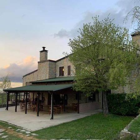 Terrae Eremis: Ristorante, Bar, B&B Roccamorice 외부 사진
